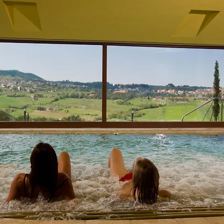 Farm stay Palazzo Bandino - Wine Cellar, On Reservation Restaurant And Chianciano Terme